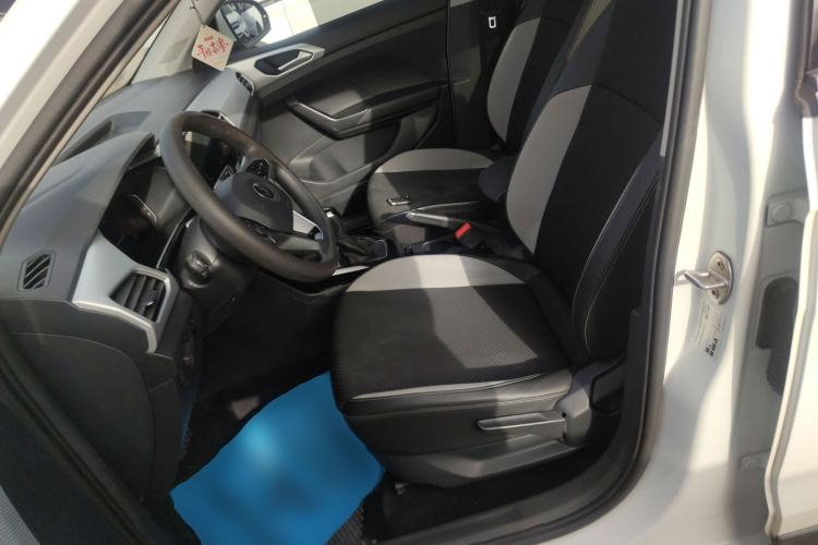 Used Volkswagen Tacqua 2021 200TSI DSG JoyConnect Edition Left Front Seat