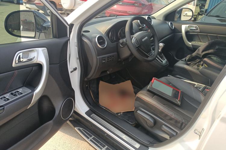 Used Haval H6 2016 Upgraded Model 1.5T Automatic Two-Wheel Drive Elite Version Driver Seat