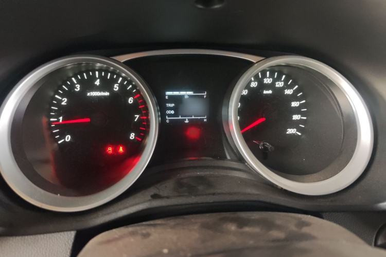 Used Wuling Hongguang S3 2018 1.5L Manual Standard Version China V Standard Instrument Cluster