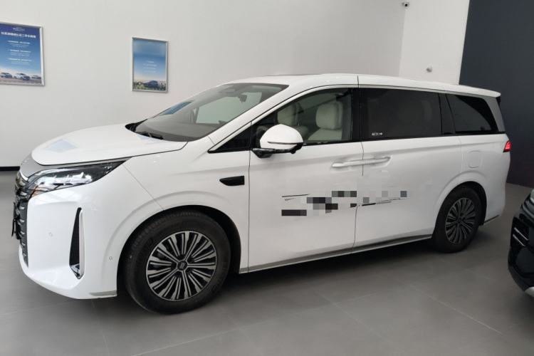 Used BYD Xia 2025 DM-i 1.5T 180km Beyond Edition
