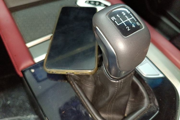 Used JETOUR X70 2023 1.5T Manual Overdrive Version 5 Seats Gear Lever