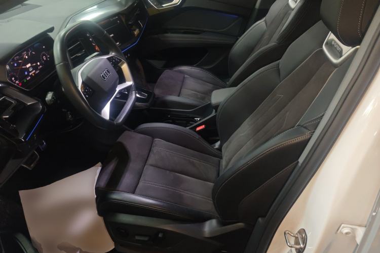 Used Audi Q4 e-tron 2022 50 e-tron quattro Visionary Edition

