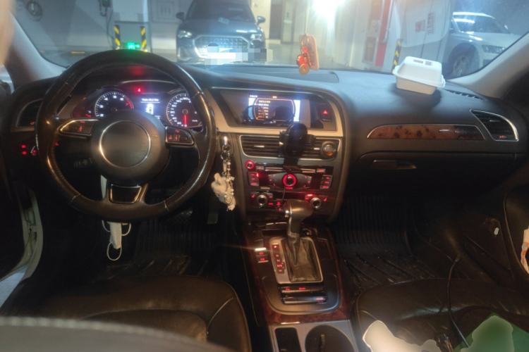 Used Audi A4L 2015 35 TFSI Automatic Comfort Model