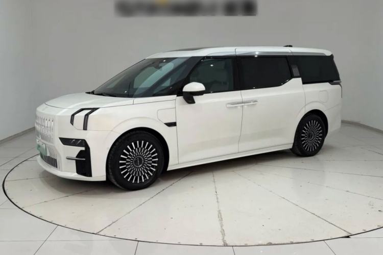 Used Zeekr 009 2022 WE Edition