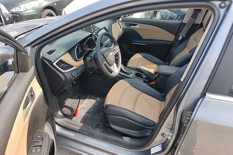 Used Chevrolet Monza 2022 320 Automatic Enjoyment Sunroof Version
