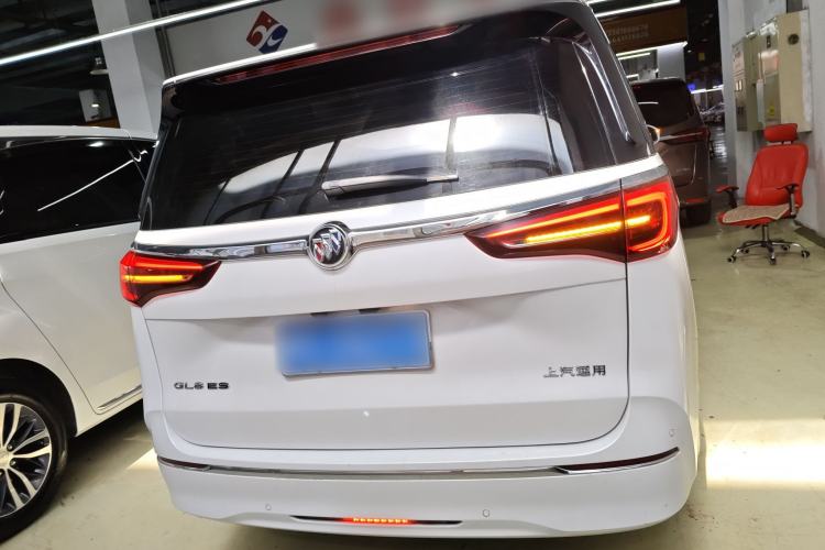 Used Buick GL8 2023 ES Lu Zun Deluxe Model
