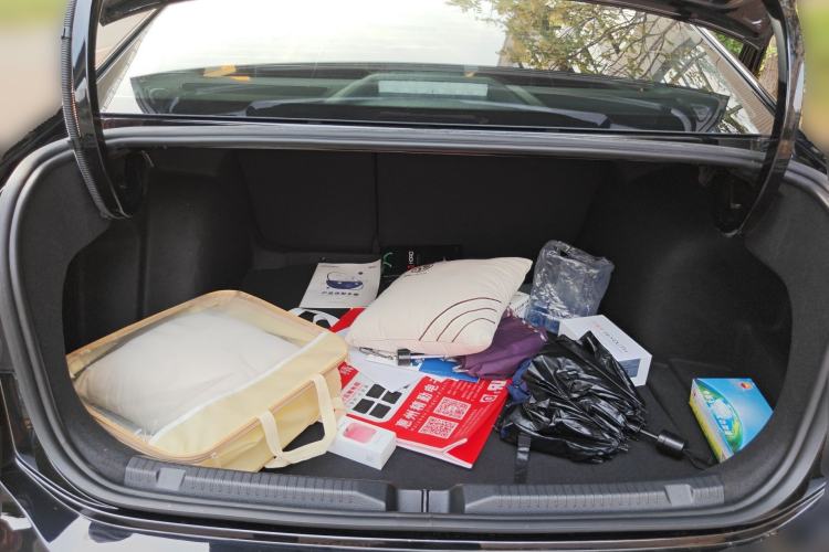 Used Volkswagen Lavida 2023 Revised Version 1.5L Automatic 5 Millionth Edition Trunk