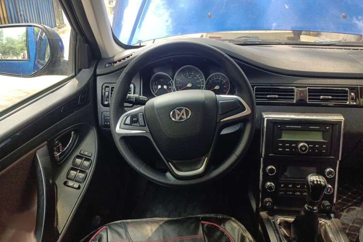 Used JDMC T5 2019 2.2L PLUS Comfort Edition Standard Wheelbase V22
