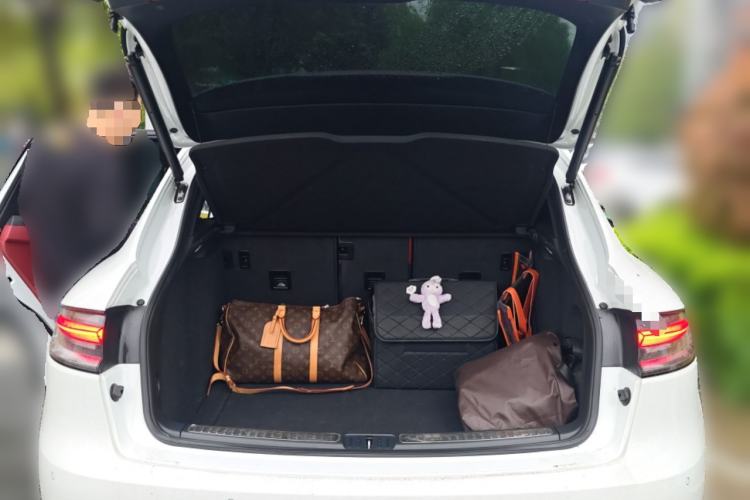 Used Porsche Macan 2022 Macan 2.0T Trunk