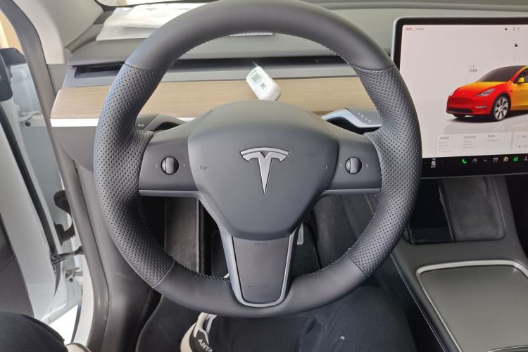 Used Tesla Model Y 2022 Rear-Wheel-Drive Version