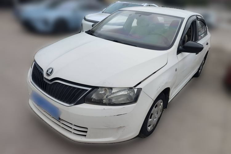 Used Skoda Rapid 2013 1.6L Manual Enjoyment Model