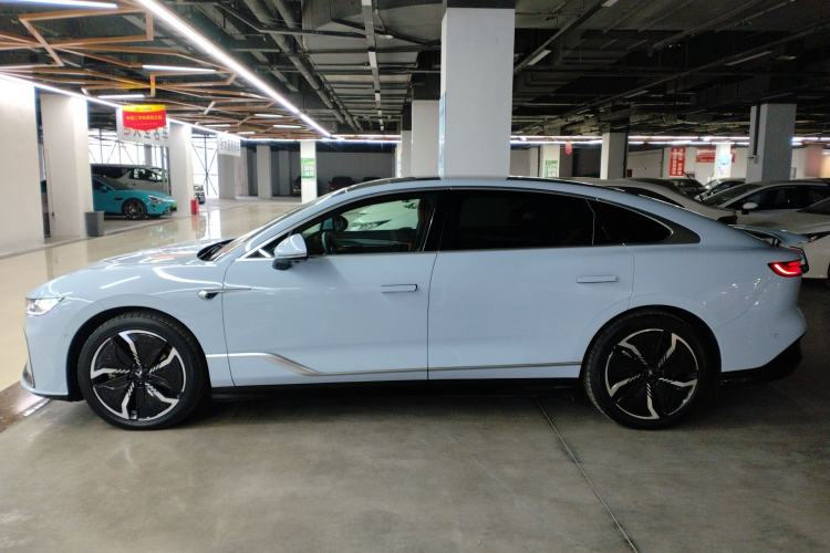 Used VOYAH PASSION 2023 Four-Wheel Drive Long-Range Version Exterior 3