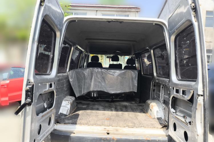 Used JMC Transit 2017 2.8T Commercial Version Short Wheelbase Mid-Roof 6/7/8-Seater JX493 Trunk