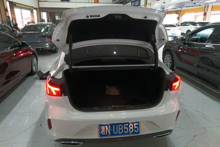 Used CHANGAN Eado 2021 PLUS Blue Whale NE 1.4T GDI DCT Prestige Model Trunk