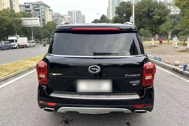 Used GAC Trumpchi GS8 2017 320T Two-Wheel Drive Luxury Smart Connectivity Version (7 Seats)
