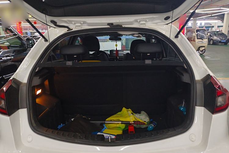 Used Geely Auto Vision X3 2021 PRO 1.5L CVT Deluxe Model
