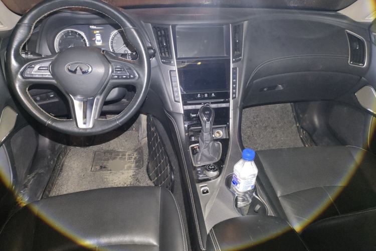 Used Infiniti Q50L 2018 2.0T Enjoyment Edition China V standard