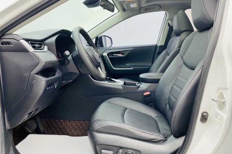 Used Toyota RAV4 2022 2.0L CVT Two-Wheel Drive Fashion Plus Edition
