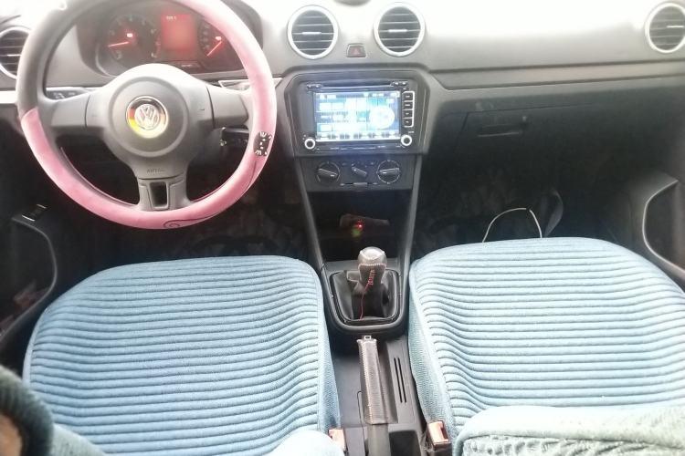 Used Volkswagen Jetta 2015 Value Edition 1.6L Manual Fashionable Style
