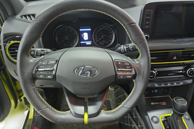 Used Hyundai ENCINO 2018 1.6T Dual-Clutch Prestige Version China V Standard Steering Wheel