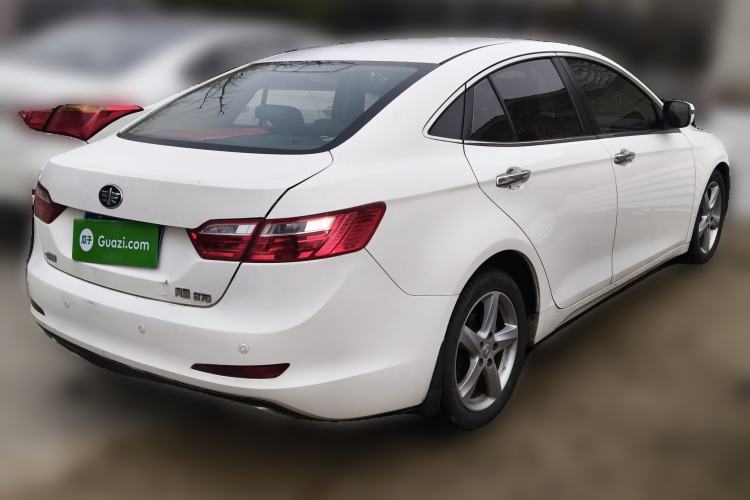 Used Bestune B70 2014 2.0L automatic luxury version
