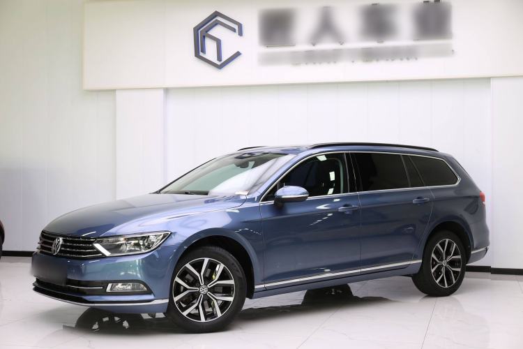 Used Volkswagen Variant 2018 380TSI Two-Wheel Drive Comfort Edition
