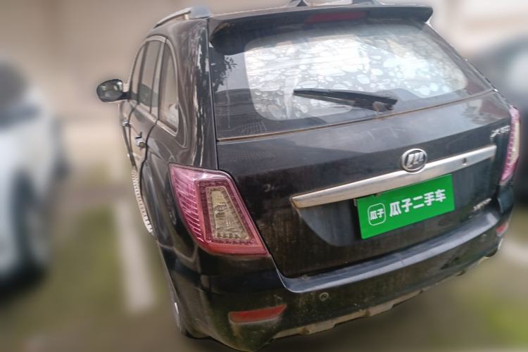 Used Lifan Auto X60 2012 Discovery Edition 1.8L Manual Luxury Model
