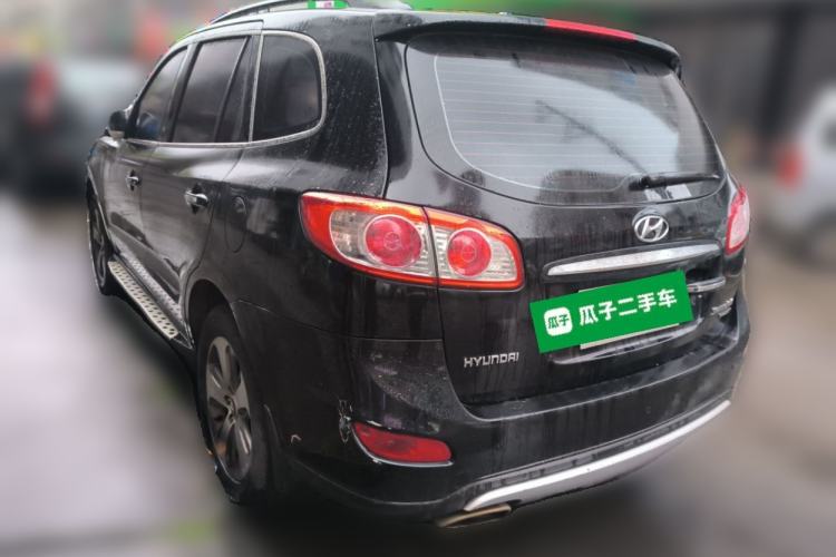 Used Hyundai Santa Fe Classic 2012 2.4 Luxury Edition 7-Seater Four-Wheel Drive