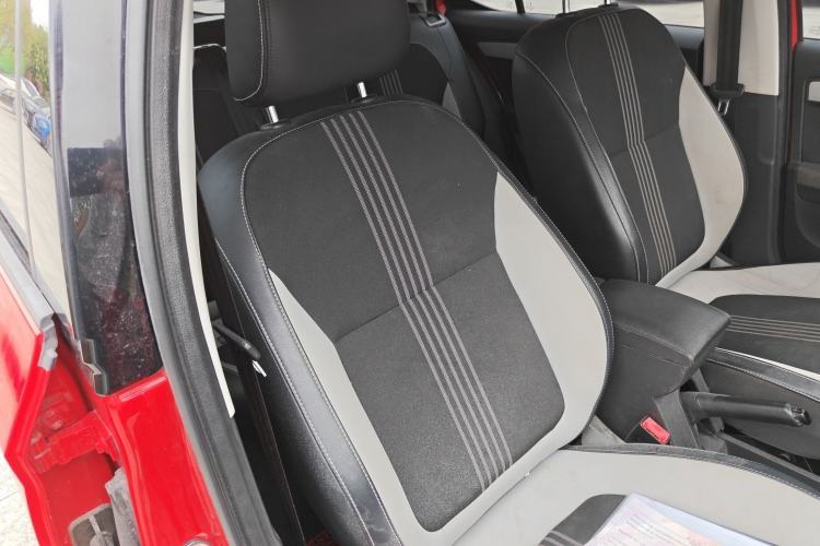 Used Skoda Fabia 2015 1.6L Automatic Sport Edition Right Front Seat