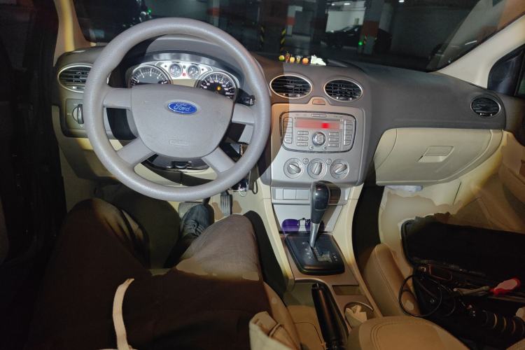 Used Ford Focus 2011 Sedan 1.8L Automatic Fashion Edition
