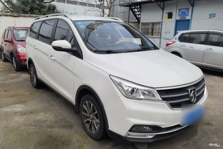 Used Baojun 730 2019 1.5L Manual Fashion Model 7-seater National V