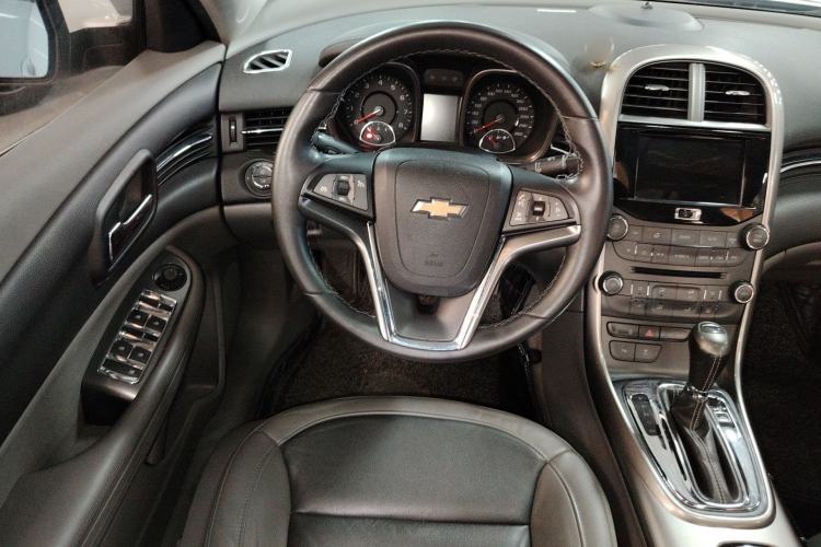 Used Chevrolet Malibu 2013 2.0L Automatic Luxury Edition Steering Wheel