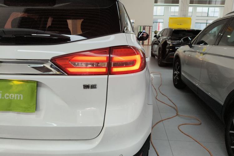 Used Geely Auto Emgrand X7 Sport 2016 1.8TD Automatic ZhiShang Model