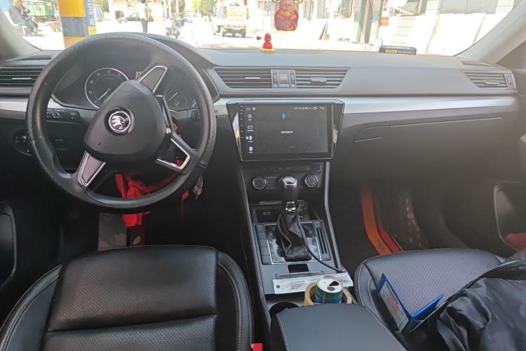 Used Skoda Superb 2016 TSI280 DSG Advanced Edition
