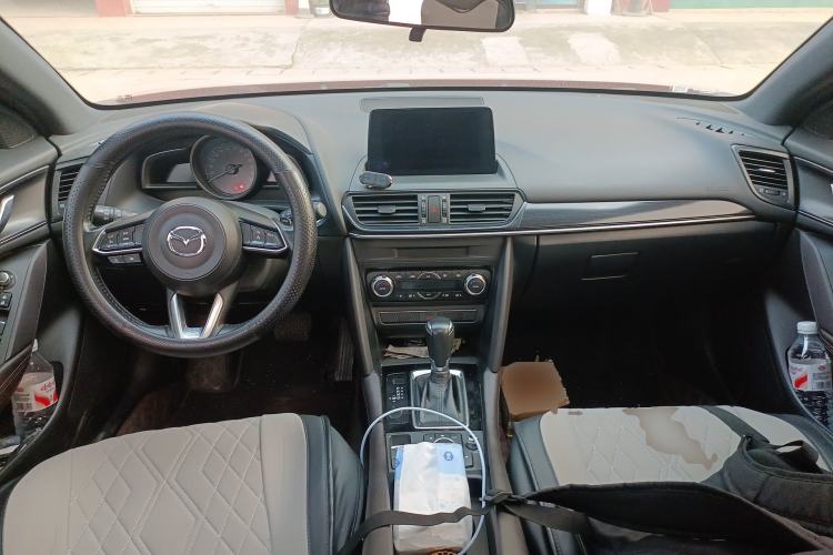 Used Mazda CX-4 2020 2.5L Automatic 2WD Sky-Drive Fun Edition
