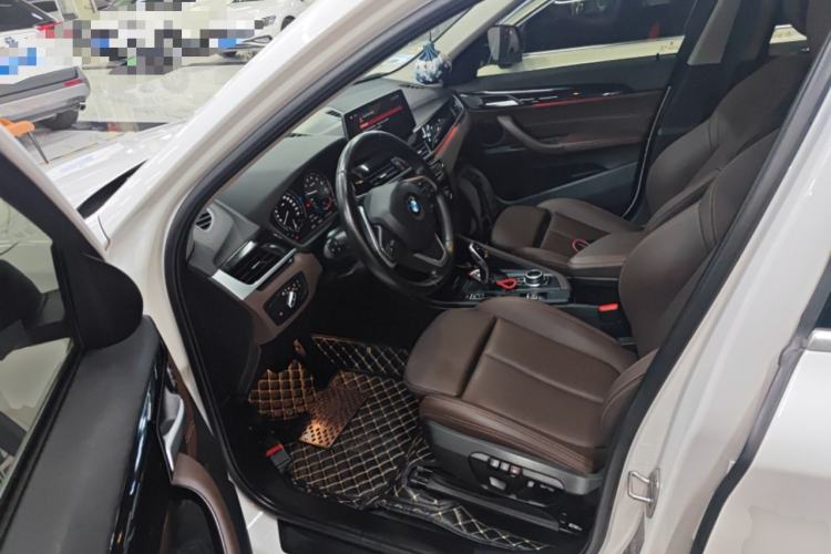 Used BMW X1 2020 sDrive25Li Leading Model
