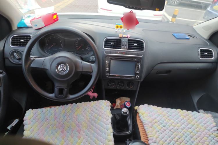 Used Volkswagen Polo 2013 1.6L Manual Comfort Edition
