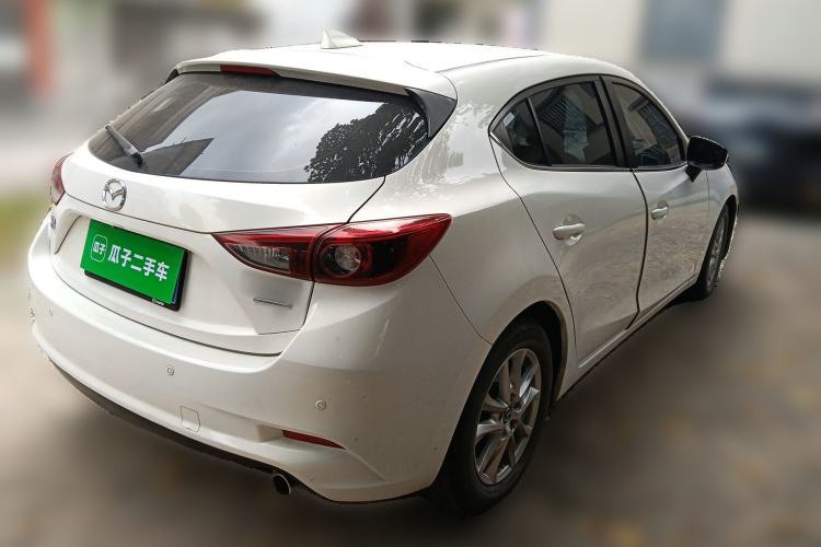 Used Mazda 3 Axela 2019 Cloud-Controlled Edition Hatchback 1.5L Automatic Luxury Model China VI Standard Rear Right 45 Deg