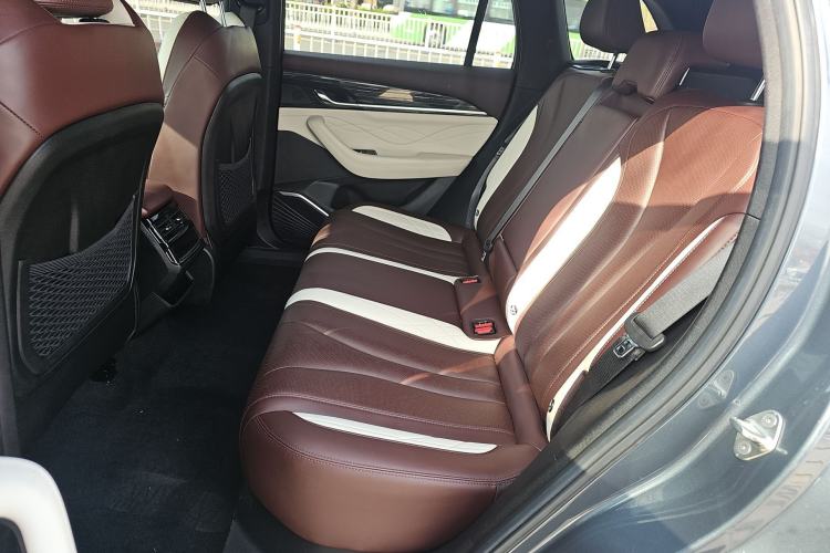 Used Geely Auto Monjaro L 2024 2.0TD High-Power Automatic Two-Wheel Drive Yunqi Version Left Rear Seat