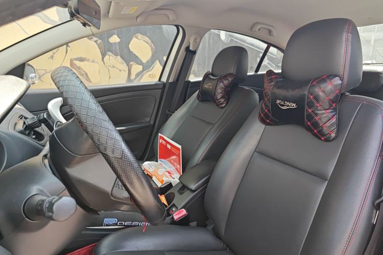 Used Renault Fluence 2013 2.0L Standard Edition
