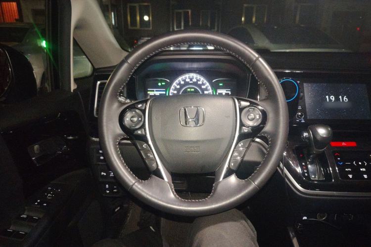 Used Honda Elysion 2019 2.0L Hybrid Luxury Edition