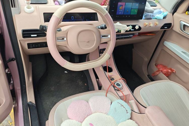 Used Geely Galaxy Panda 2023 Panda Mini 200km Endurance Bear
