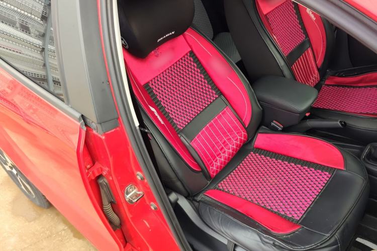 Used Volkswagen Polo 2016 1.4L Manual Fashion Model