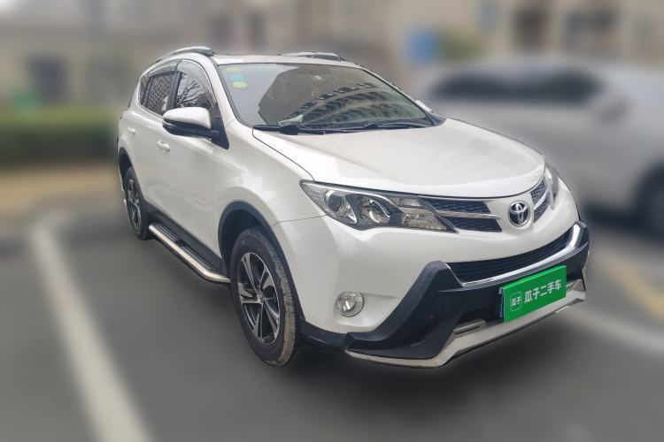 Used Toyota RAV4 2015 2.0L CVT Two-Wheel Drive Fashion Edition
