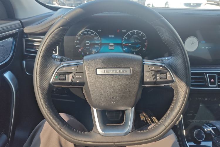 Used JETOUR X95 2022 1.6T DCT Chieftain Edition 7 Seats
