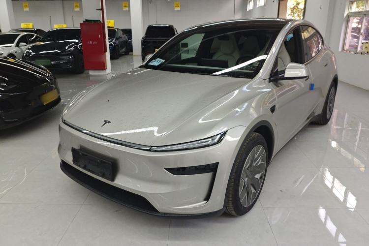 Used Tesla Model Y L 2025 Model Long-Range All-Wheel-Drive Version