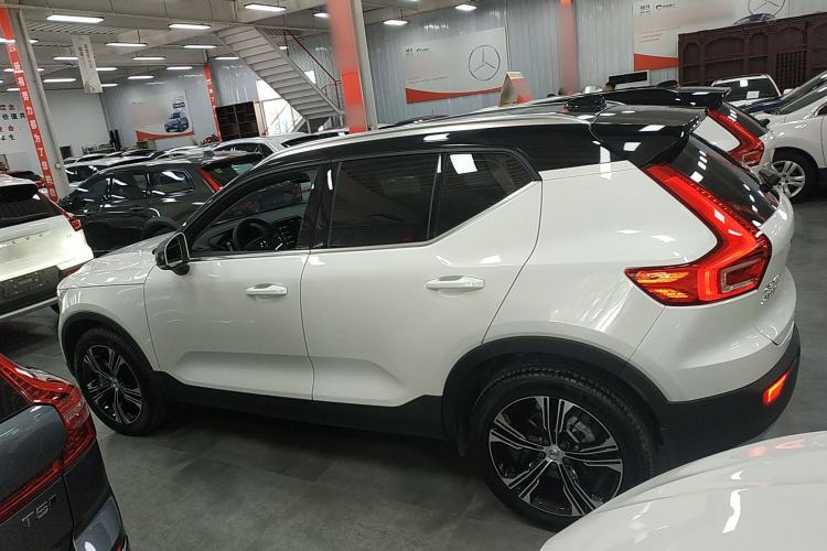 Used Volvo XC40 2022 T4 Four-Wheel Drive Smart & Luxurious Edition