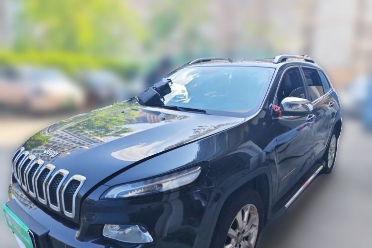 Used Jeep Cherokee 2014 2.4L Urban Edition