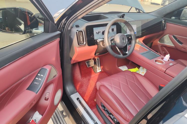 Used Hima AITO M8 2025 Extended-Range Max+ Version 53.4 kWh 6-Seater Edition
