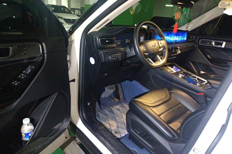 Used Ford Explorer 2023 EcoBoost 285 4x4 Trend Plus Edition 6 Seats Driver Seat